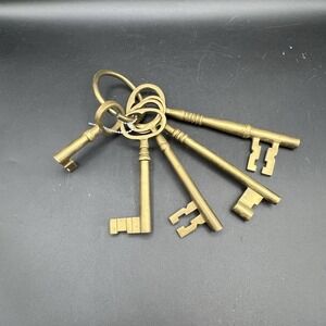 Vintage Solid Brass Skeleton Key Ring Decor Large Thick Heavy Set Of 5